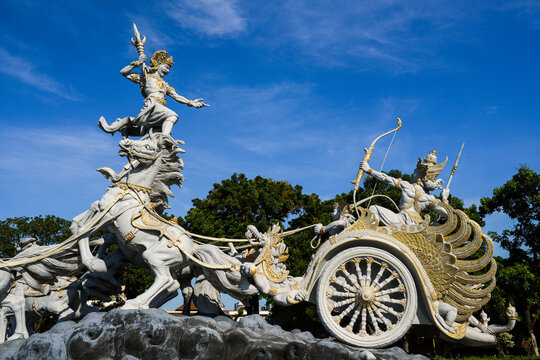 Patung Satria Gatotkaca statue of Bali