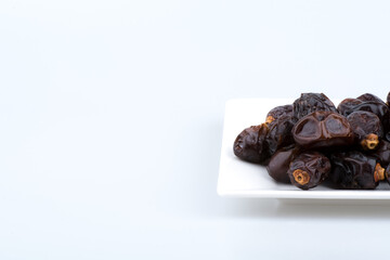 Isolated dates in a plate 