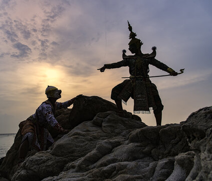 Thai culture dancing art in masked khon Ha-nu-man and Tos-sa-kan,That is high classical of dance in Thailand.