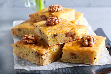 Walnut and honey cake, sliced