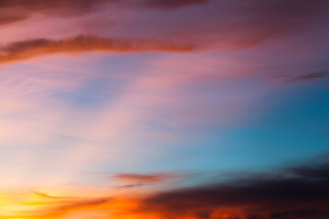 Obraz premium colorful dramatic sky with cloud at sunset