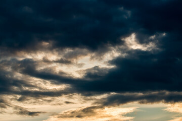 Obraz premium colorful dramatic sky with cloud at sunset