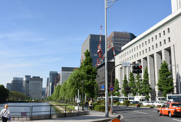 日本・東京都市風景（日比谷通りなどのビル群）