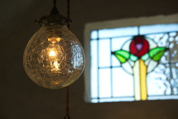 ランプとステンドグラス