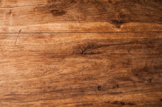 Tavolo di legno 