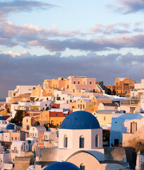 Fototapeta premium Oia village in Santorini at sunrise. Greece