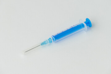 Fototapeta premium Medical syringe / Medical syringe isolated on white