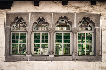 Obraz premium altes Fenster