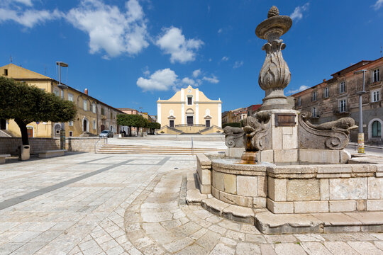 Cerreto Sannita (Benevento, Italy) - Collegiata San Martino and Delfini Fountain