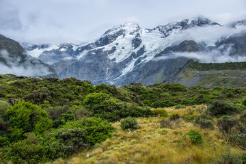 Obraz premium Hooker Valley Track, jeden z najpopularniejszych spacerów w Aoraki / Mt Cook National Park, Nowa Zelandia