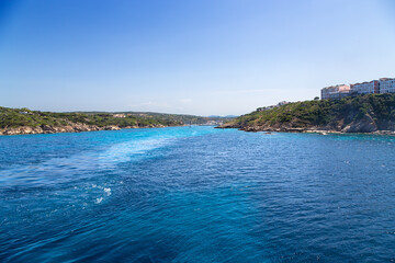 Naklejka premium Santa Teresa Gallura, Sardinia, Italy. Picturesque bay with rocky shores