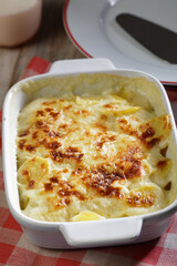 Potatoes a la dauphinoise