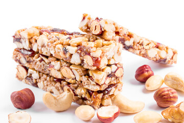 granola bars with roasted nuts