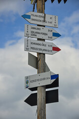 Góry Izerskie - drogowskaz  © Grzegorz Polak