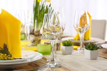 Table setting for dinner in restaurant