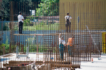 Assembly of reinforcement structure