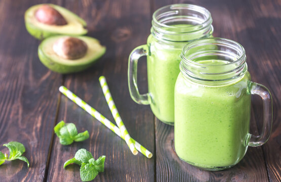 Avocado and spinach smoothies