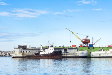 Dry dock