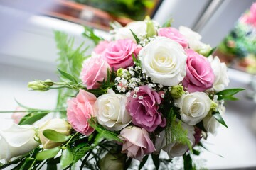 Beautiful wedding flowers roses