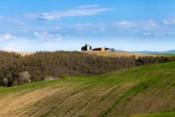 Fototapeta premium Idyllic landscape with lonely farm