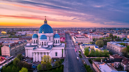 Fototapeta na wymiar Trinity Cathedral. St. Petersburg. Orthodox church.
