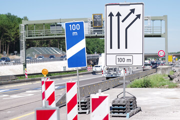 Autobahnbaustelle, Baustelle, Verkehrsbehinderung