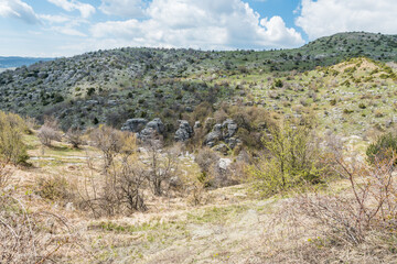 Fototapeta na wymiar Views along Beloi hiking trail in Zagori area, Northern Greece