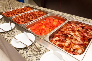 Keuken spatwand met foto Food warmers on catering event © BY-_-BY