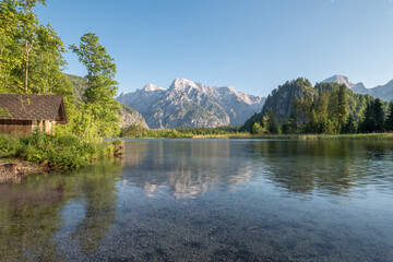 Fototapeta na wymiar The Almsee lake in the austrian apls