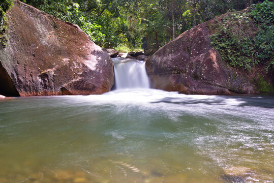 Cachoeira do pocao de Maromba (Deep well waterfall), Maringa, Rio de Janeiro, Brazil. Daylight long exposure photography. No people.