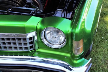 An image of a us classic car, vintage