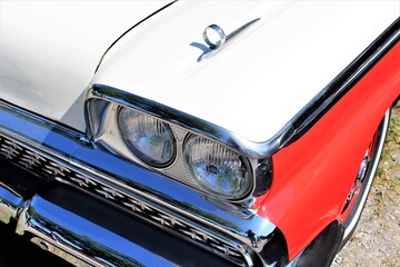 An image of a us classic car, vintage