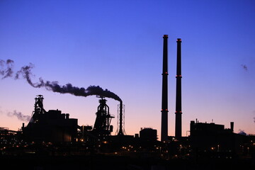Fototapeta na wymiar An industrial sunset