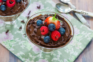 Chocolate avocado mousse with fresh fruit