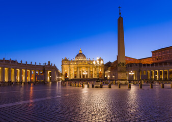 Fototapeta na wymiar Sant Peters Basilica in Vatican - Rome Italy
