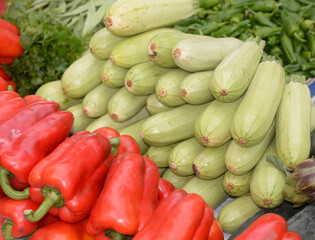 Paprika und Zucchini