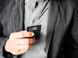 hand with credit card