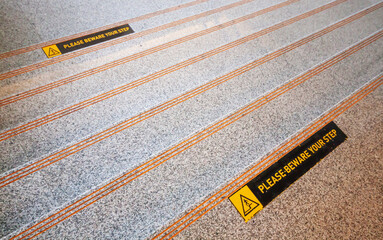 Fototapeta premium Caution step