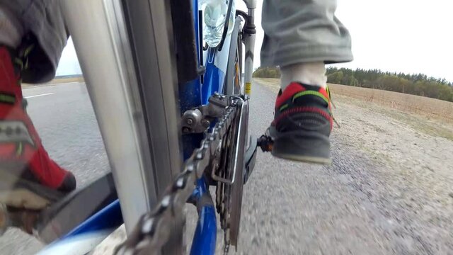 4K video. A unique point of shooting a bicycle.