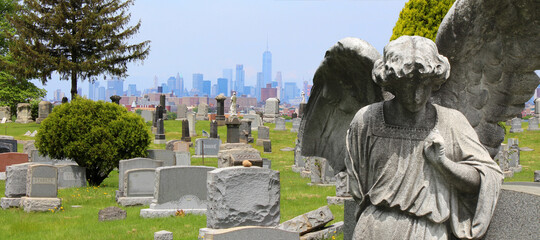 Skyline of NYC from The Evergreens Cemetery / Brooklyn