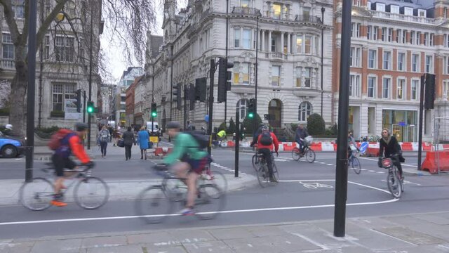 London bicycle Crossing