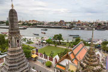 Wat Arun in Bangkok city © jakartatravel