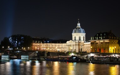 paris in night