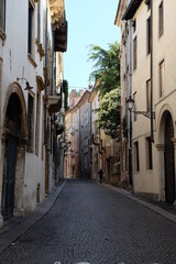 Vicenza, Contrada. Scorcio su di una contrada del centro storico