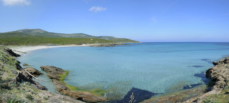 Cap corse, plage de Tamarone, chemin des douaniers