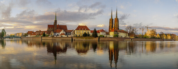 Fototapeta na wymiar Panoramic image of the historic and representative part of Wroclaw, Poland