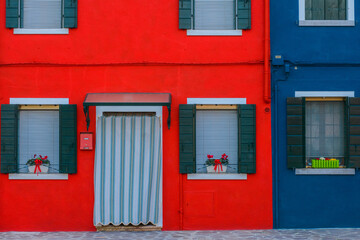Fototapeta na wymiar Picturesque houses in Burano