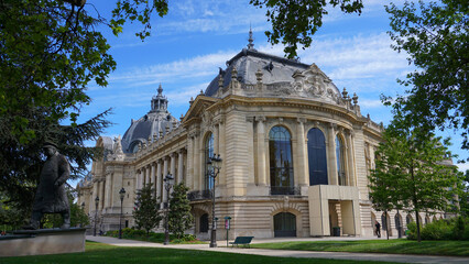 Obraz premium Photo of famous Grande Palais on a spring morning, Paris, France