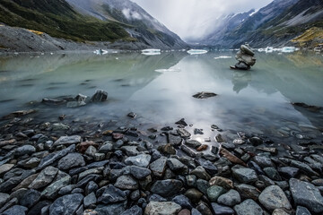 Hooker Lake, One of the most popular walks in Aoraki/Mt Cook National Park, New Zealand