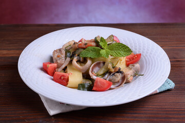 Piece of pasta with pasta and fish and tomato -
Pappardelle di pasta al pesce con pomodoro 